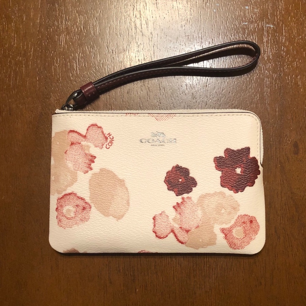 NWT Coach Wristlet